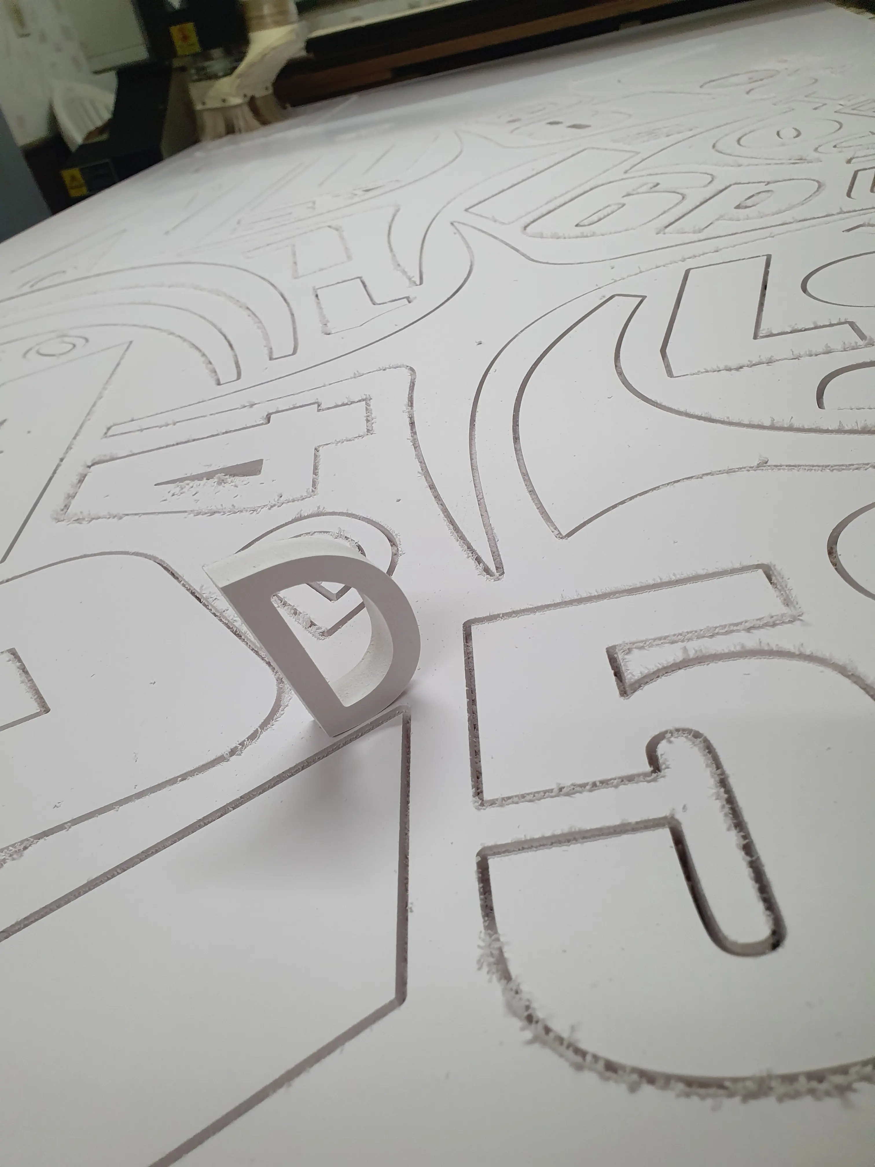 Letras de PVC prontas para comunicação visual